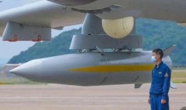 轰6k最新爆料,我国战略轰炸机再升级，性能参数曝光